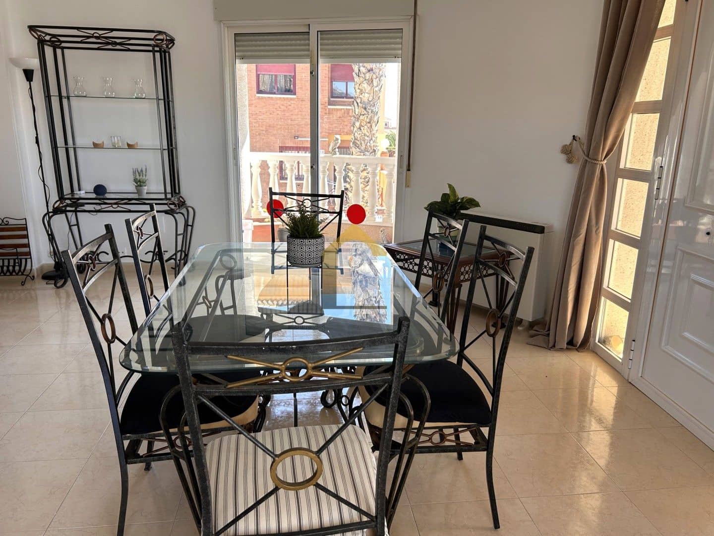 4 bedroom Villa for sale in Benferri with pool garage - € 279,000 (Ref: 9731565)