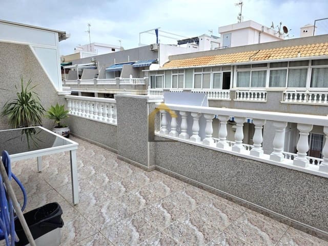 Ático de 3 habitaciones en Playa del Cura, Torrevieja en venta - 239.900 € (Ref: 9842002)
