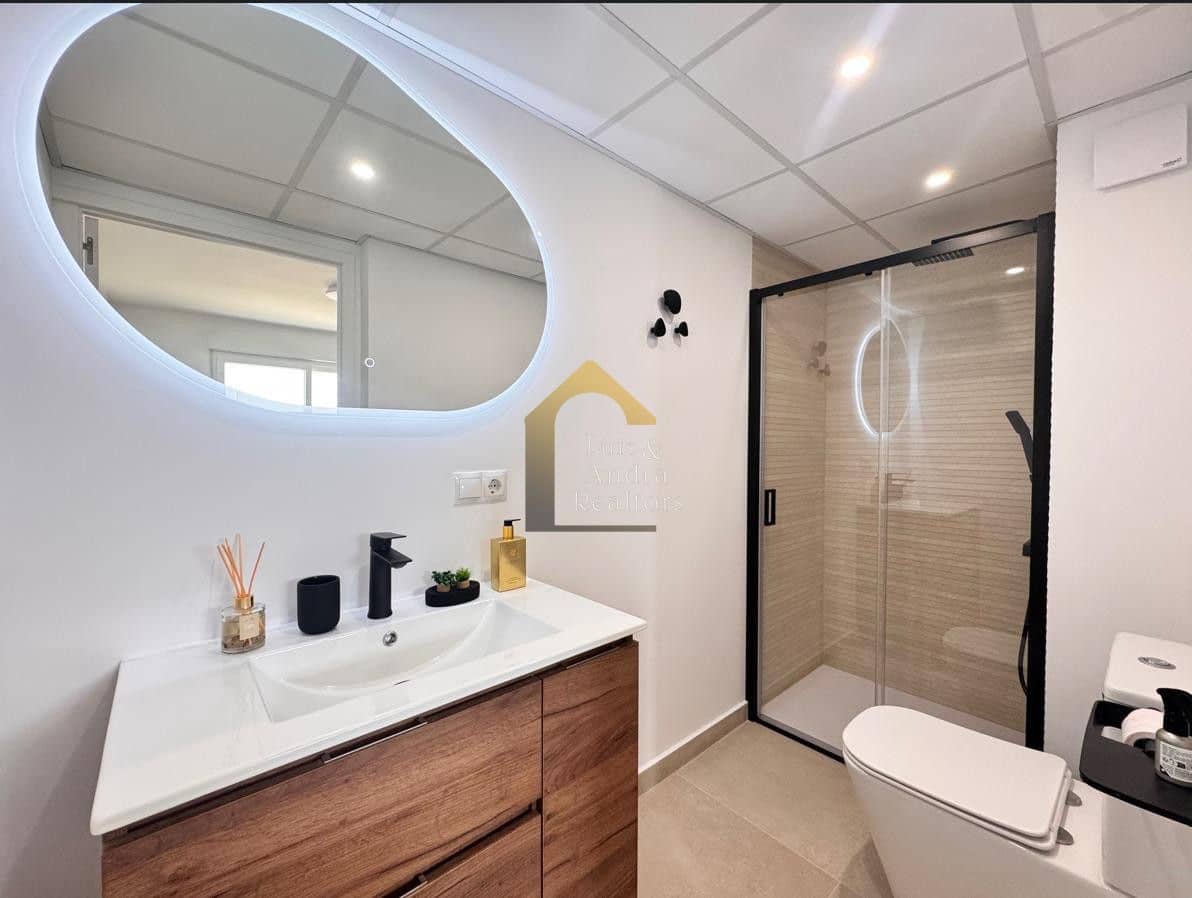 2 chambre Appartement à vendre à Torrevieja - 279 000 € (Ref: 9842003)
