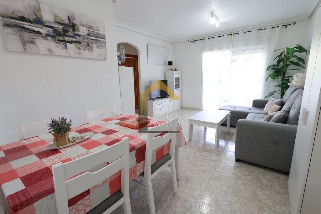 2 soveværelse Lejlighed til salg i Orihuela Costa med swimmingpool - € 174.000 (Ref: 9861413)