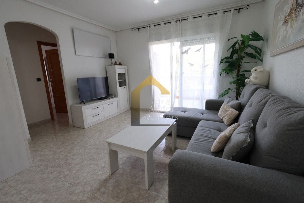 2 soveværelse Lejlighed til salg i Orihuela Costa med swimmingpool - € 174.000 (Ref: 9861413)