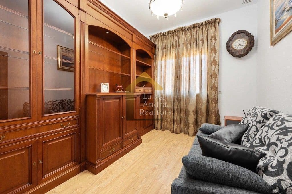 4 bedroom Villa for sale in Orihuela Costa with pool garage - € 1,600,000 (Ref: 9861414)