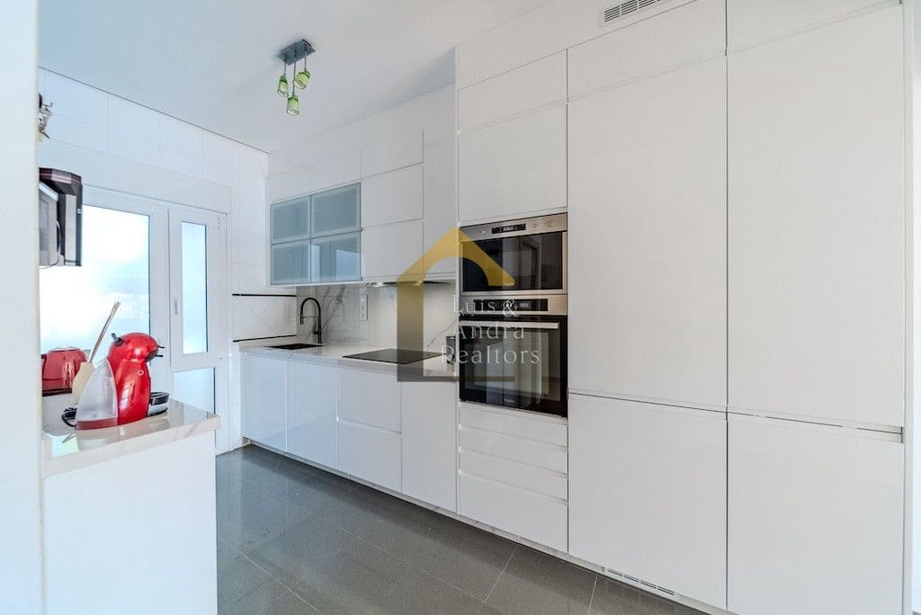 3 soveværelse Byhus til salg i Orihuela Costa med swimmingpool garage - € 450.000 (Ref: 9906787)
