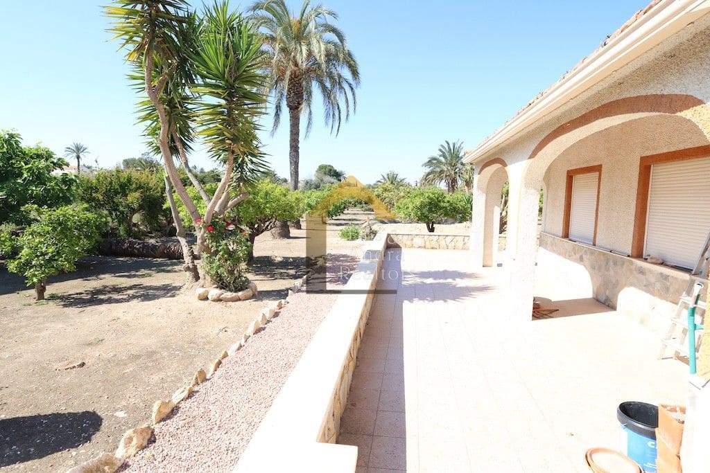 5 sovrum Villa till salu i Elche / Elx med garage - 539 000 € (Ref: 9906788)