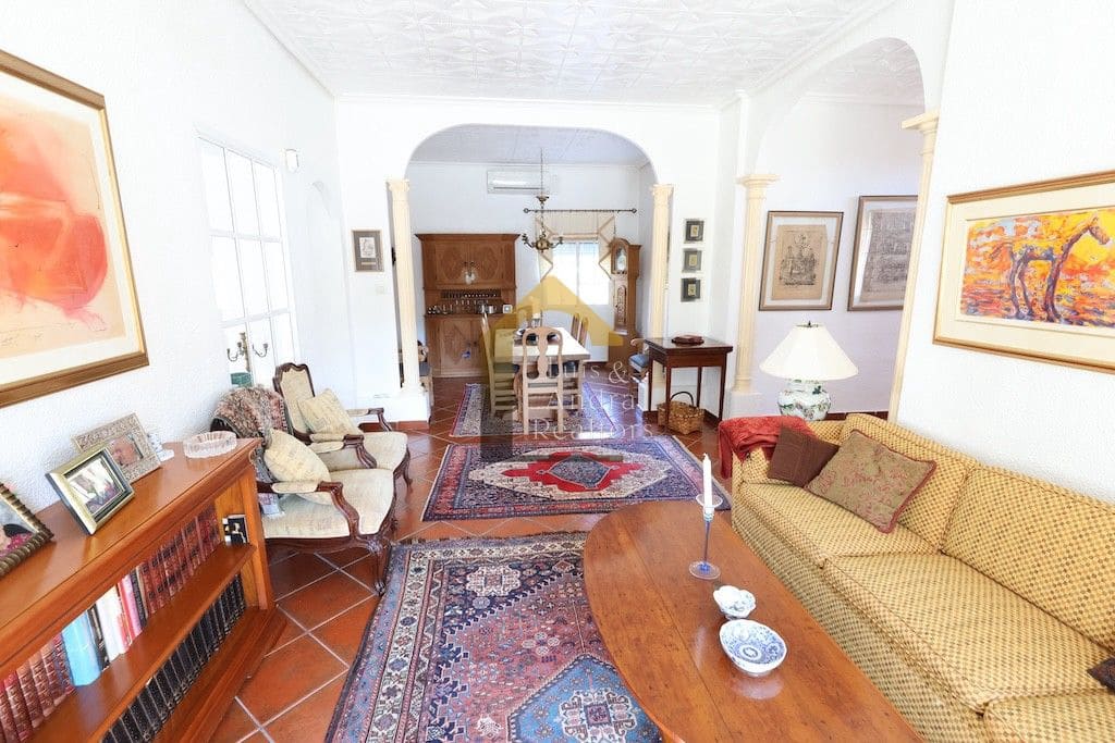 5 sovrum Villa till salu i Elche / Elx med garage - 539 000 € (Ref: 9906788)