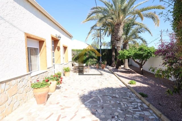 5 sovrum Villa till salu i La Marina, Elche / Elx med garage - 539 000 € (Ref: 9906788)
