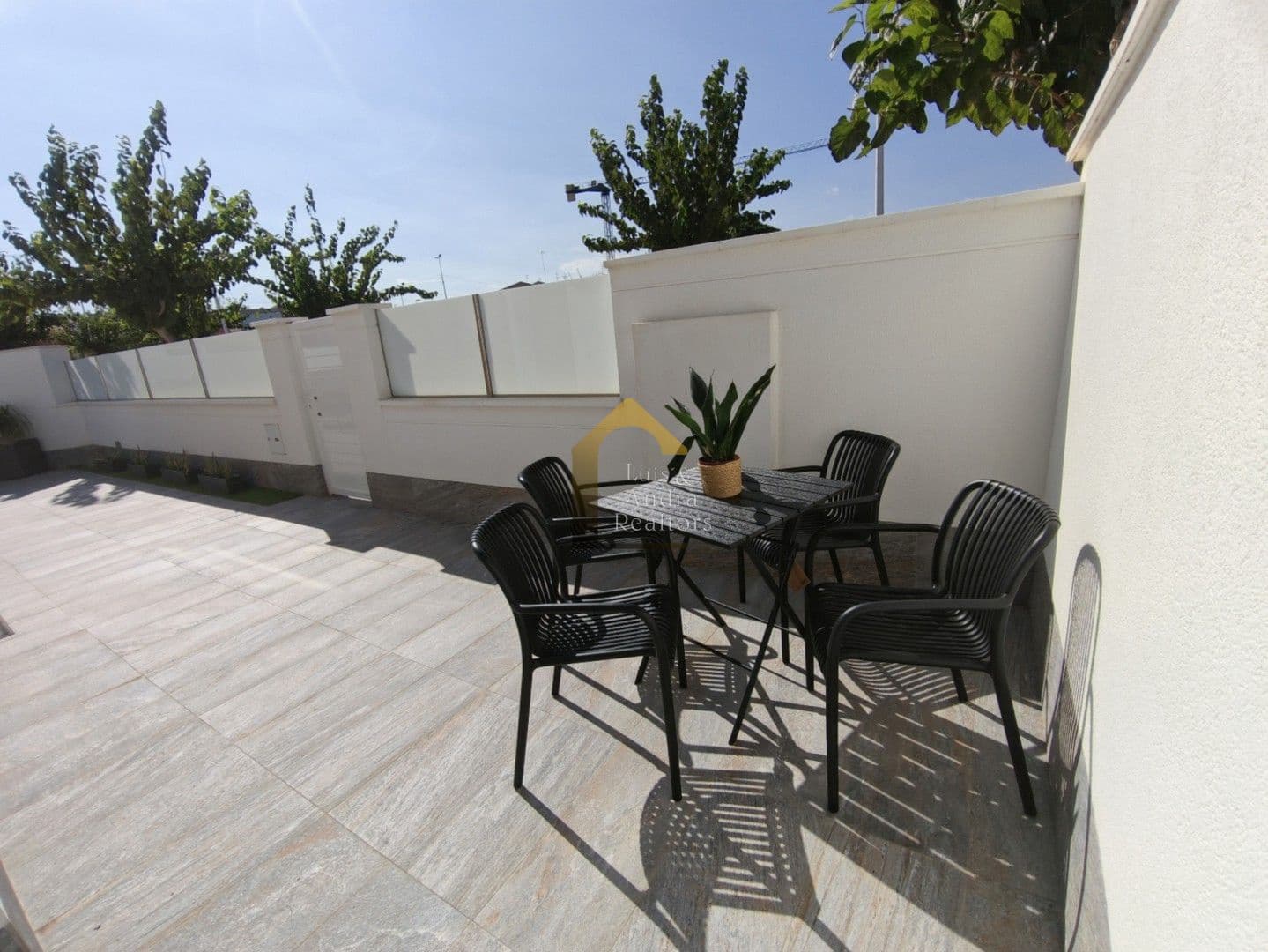 Chalet de 3 habitaciones en San Pedro del Pinatar en venta con piscina garaje - 412.000 € (Ref: 9921586)