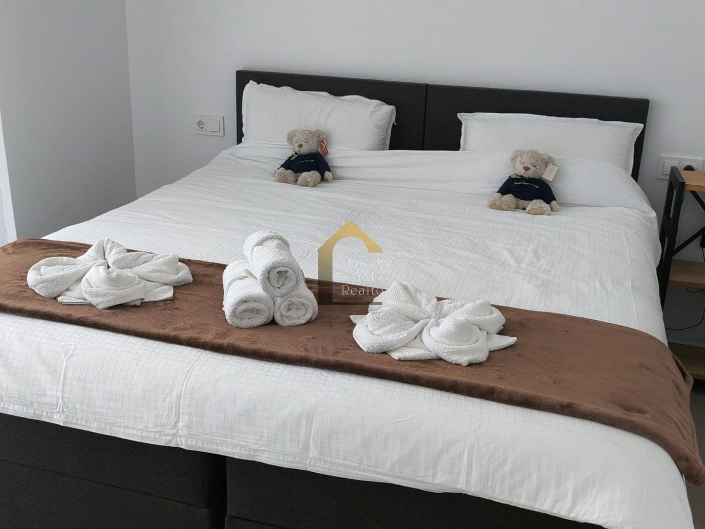 Chalet de 3 habitaciones en San Pedro del Pinatar en venta con piscina garaje - 412.000 € (Ref: 9921586)