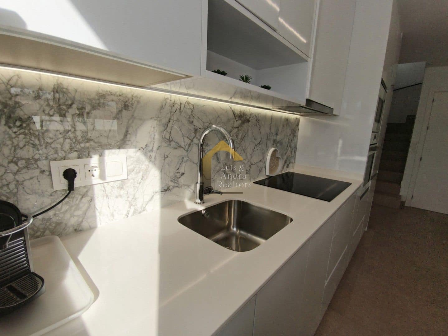 Chalet de 3 habitaciones en San Pedro del Pinatar en venta con piscina garaje - 412.000 € (Ref: 9921586)