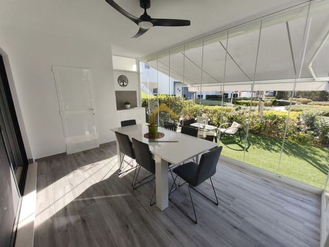 2 soverom Leilighet til salgs i Entre Naranjos, Orihuela med svømmebasseng garasje - € 265 000 (Ref: 9953624)