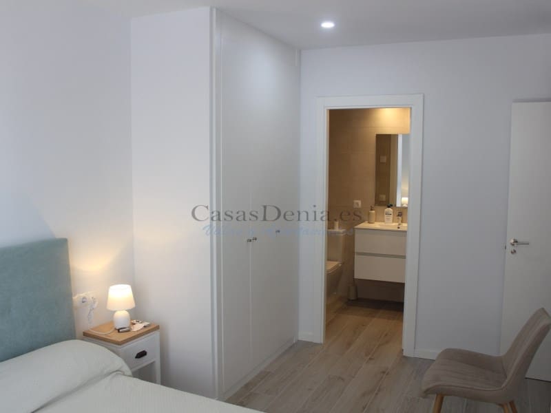 2 Zimmer Apartment zu verkaufen in Denia mit Pool Garage - 365.000 € (Ref: 10165530)