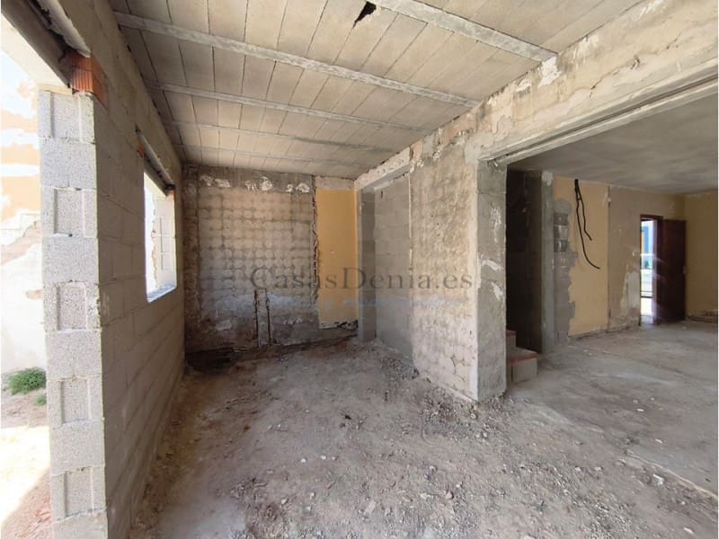 3 bedroom Townhouse for sale in Beniarbeig - € 192,000 (Ref: 10165531)