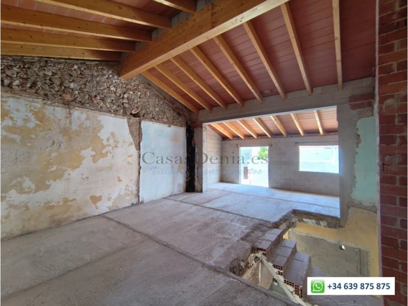 3 bedroom Townhouse for sale in Beniarbeig - € 192,000 (Ref: 10165531)