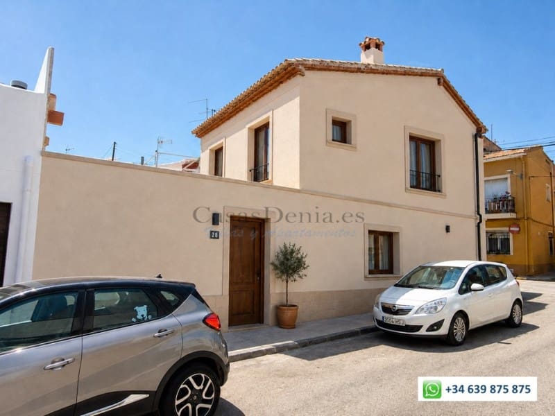 3 bedroom Townhouse for sale in Beniarbeig - € 192,000 (Ref: 10165531)