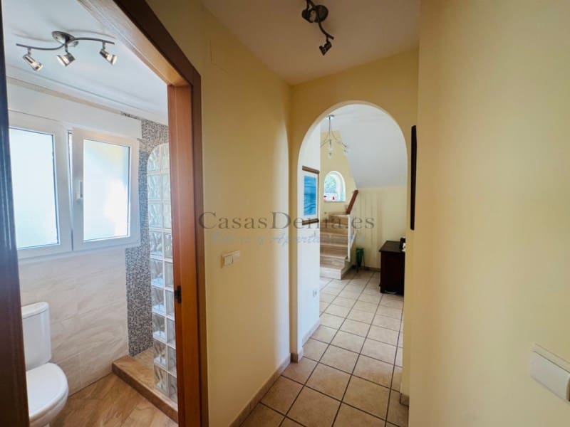 3 soveværelse Villa til salg i Denia med swimmingpool garage - € 725.000 (Ref: 10165533)