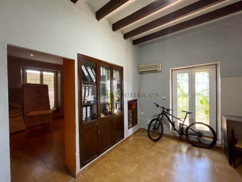 Chalet de 6 habitaciones en Dénia en venta con garaje - 1.200.000 € (Ref: 10165534)