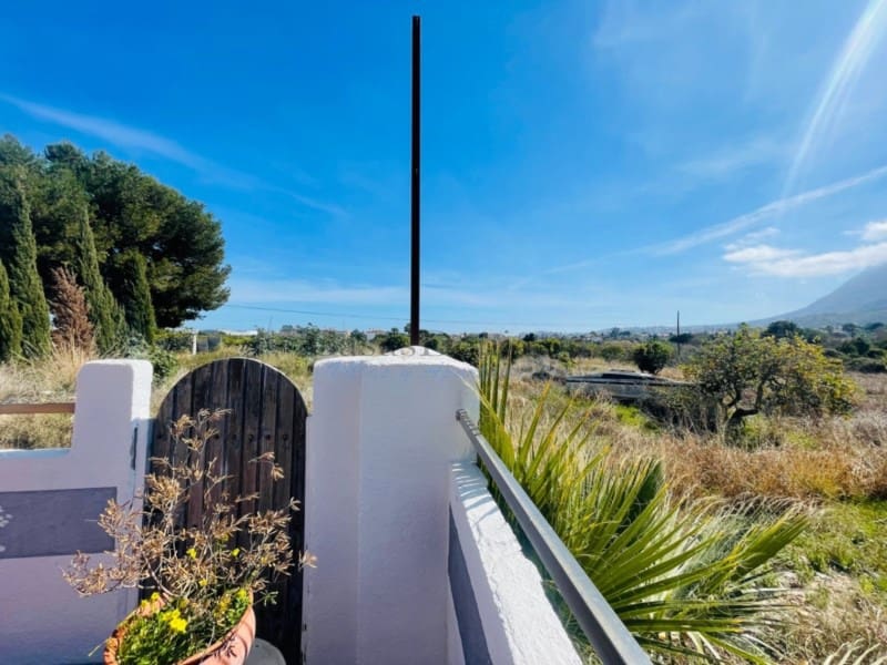 Chalet de 6 habitaciones en Dénia en venta con garaje - 1.200.000 € (Ref: 10165534)