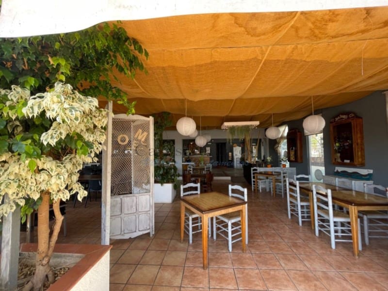 Chalet de 6 habitaciones en Dénia en venta con garaje - 1.200.000 € (Ref: 10165534)