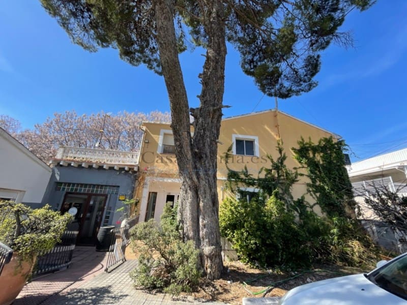 Chalet de 6 habitaciones en Dénia en venta con garaje - 1.200.000 € (Ref: 10165534)