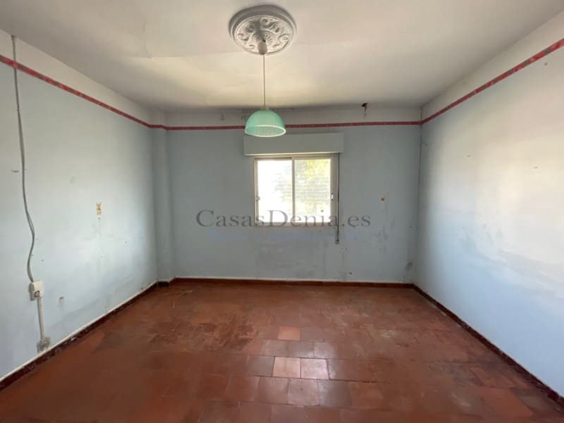 Chalet de 6 habitaciones en Dénia en venta con garaje - 1.200.000 € (Ref: 10165534)