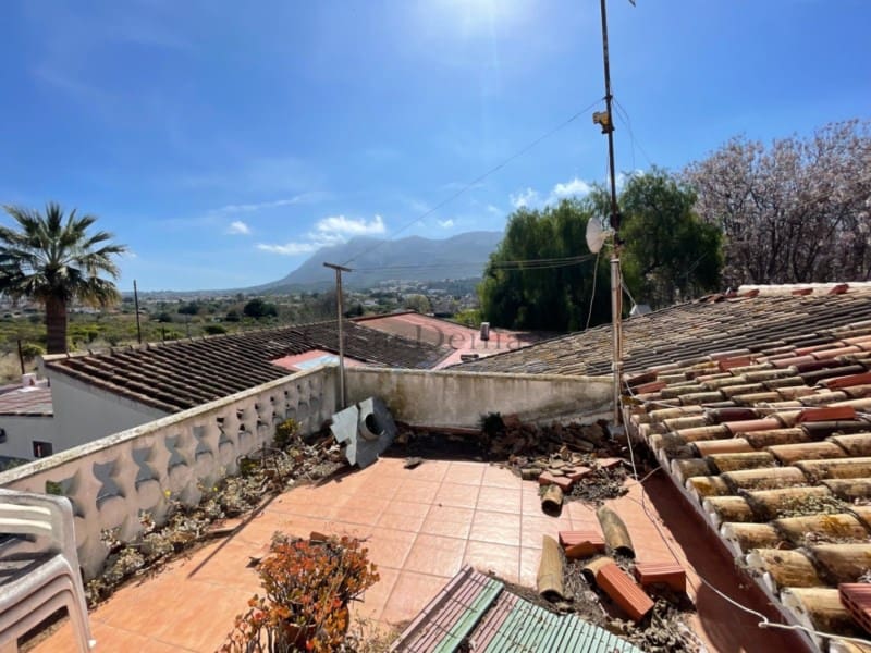 Chalet de 6 habitaciones en Dénia en venta con garaje - 1.200.000 € (Ref: 10165534)