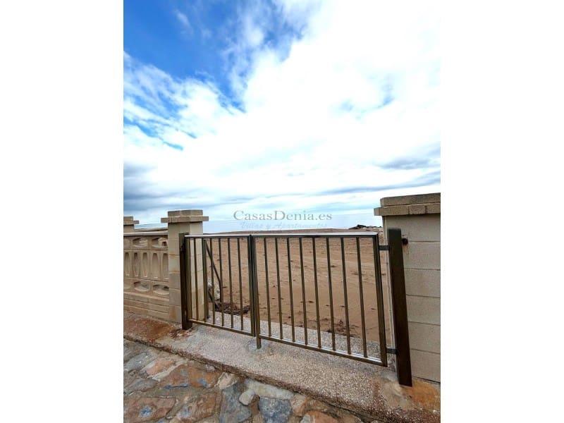 Apartamento de 2 habitaciones en Dénia en venta con piscina - 320.000 € (Ref: 10165536)