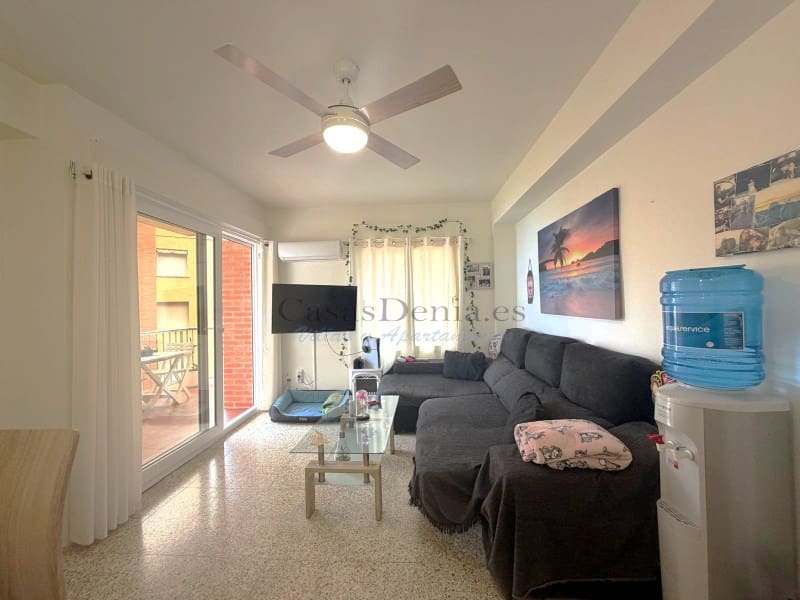 Apartamento de 2 habitaciones en Dénia en venta con piscina - 320.000 € (Ref: 10165536)
