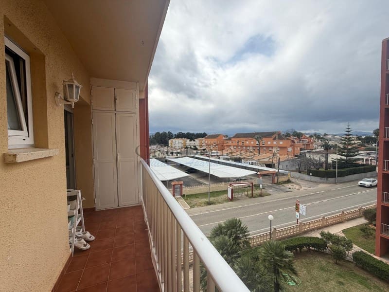 Apartamento de 2 habitaciones en Dénia en venta con piscina - 320.000 € (Ref: 10165536)