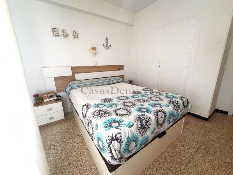 Apartamento de 2 habitaciones en Dénia en venta con piscina - 320.000 € (Ref: 10165536)