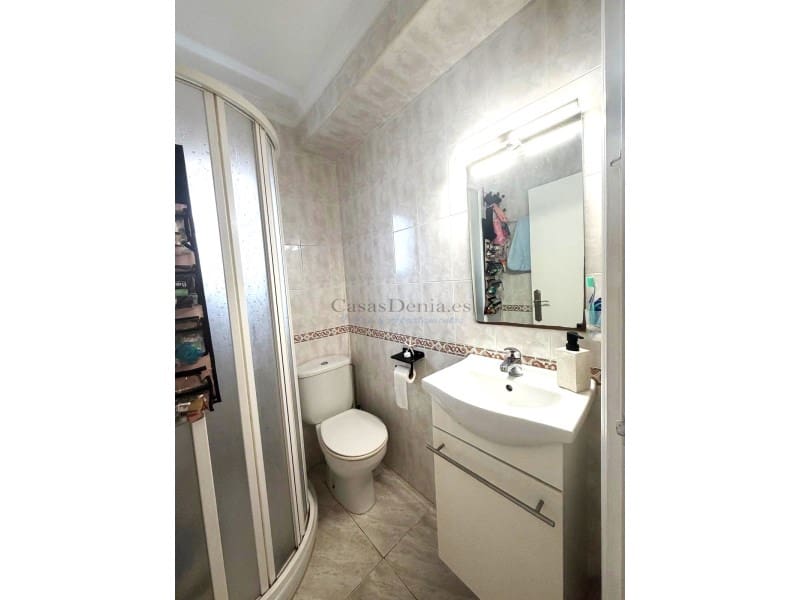 Apartamento de 2 habitaciones en Dénia en venta con piscina - 320.000 € (Ref: 10165536)