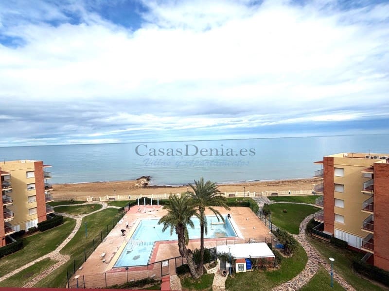 Apartamento de 2 habitaciones en Dénia en venta con piscina - 320.000 € (Ref: 10165536)