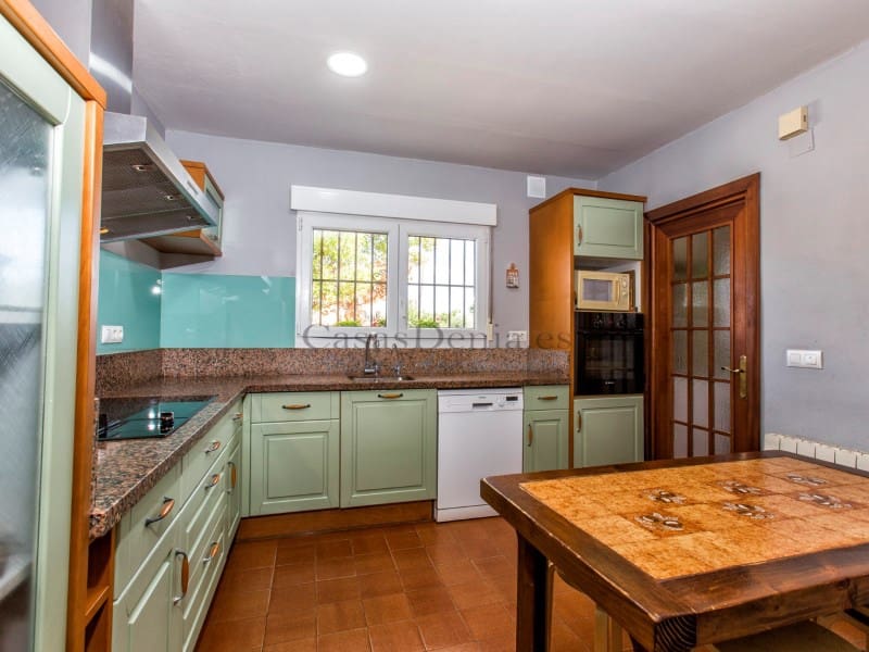 4 soveværelse Villa til salg i Denia med swimmingpool garage - € 960.000 (Ref: 10165538)