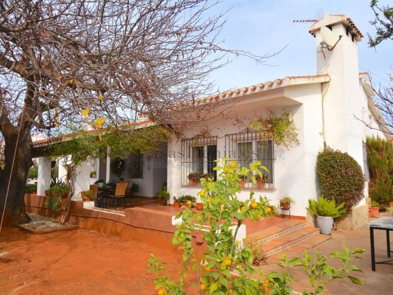 4 soveværelse Villa til salg i Denia med swimmingpool garage - € 960.000 (Ref: 10165538)