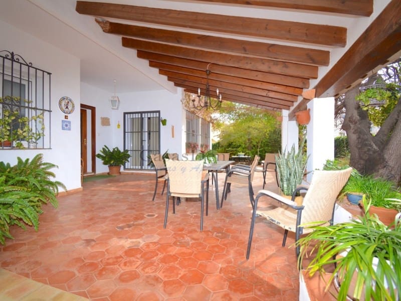 4 soveværelse Villa til salg i Denia med swimmingpool garage - € 960.000 (Ref: 10165538)