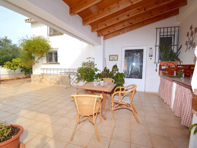 4 soveværelse Villa til salg i Denia med swimmingpool garage - € 960.000 (Ref: 10165538)