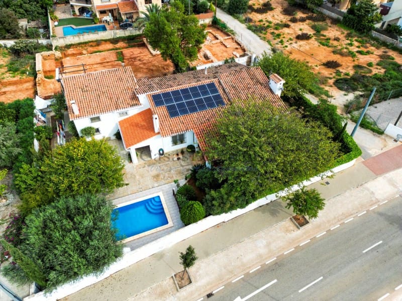 4 soveværelse Villa til salg i Denia med swimmingpool garage - € 960.000 (Ref: 10165538)