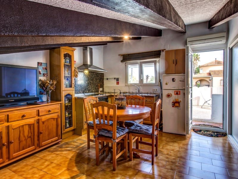4 soveværelse Villa til salg i Denia med swimmingpool garage - € 960.000 (Ref: 10165538)