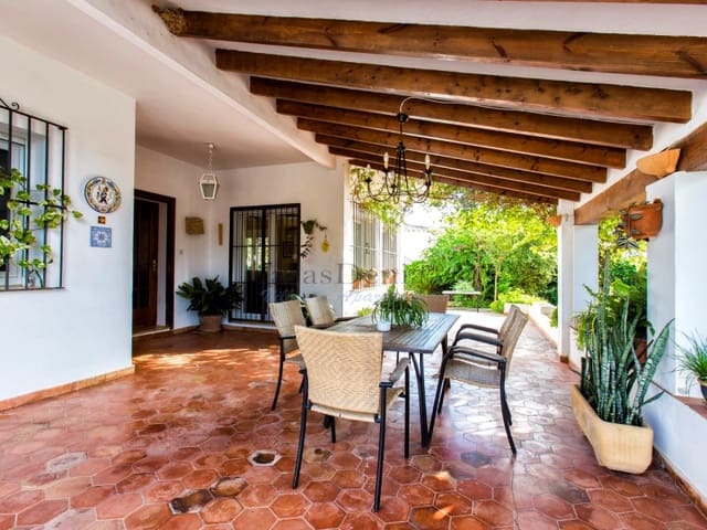 4 soveværelse Villa til salg i El Montgó, Dénia med swimmingpool garage - € 960.000 (Ref: 10165538)