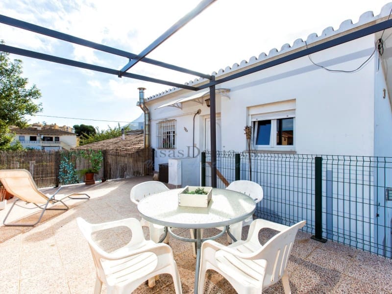 4 soveværelse Villa til salg i Denia med swimmingpool garage - € 960.000 (Ref: 10165538)