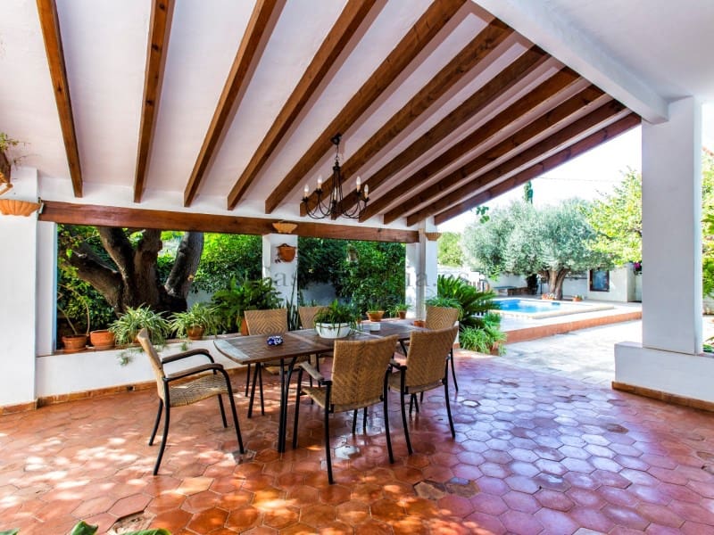 4 soveværelse Villa til salg i Denia med swimmingpool garage - € 960.000 (Ref: 10165538)