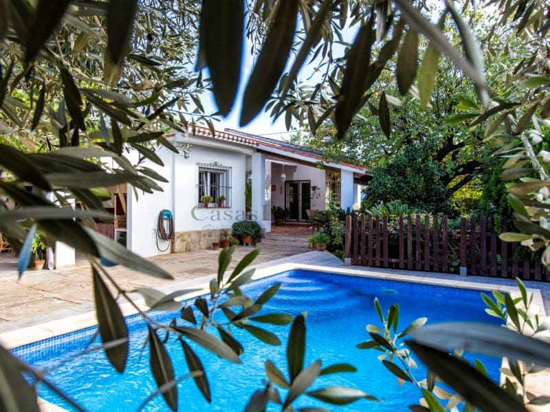 4 soveværelse Villa til salg i Denia med swimmingpool garage - € 960.000 (Ref: 10165538)