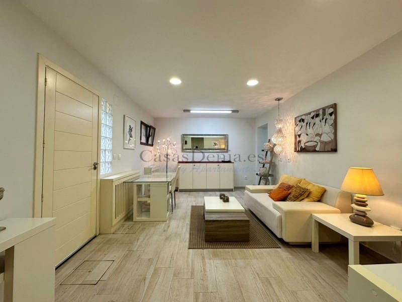 3 soveværelse Villa til salg i Denia med swimmingpool garage - € 735.000 (Ref: 10166595)