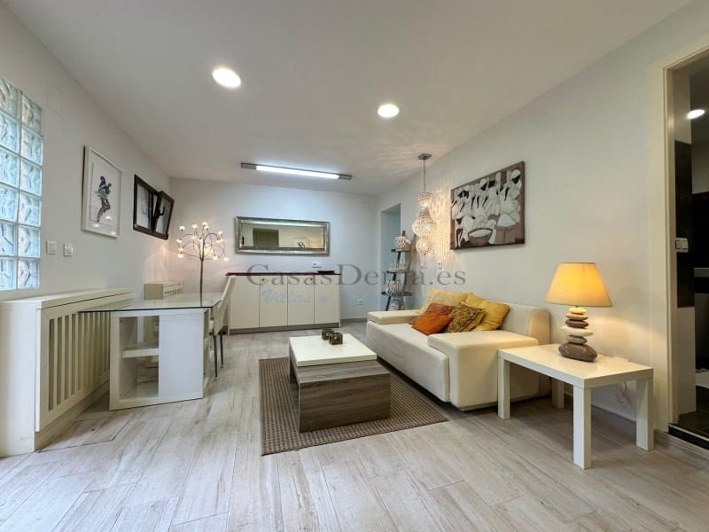 3 soveværelse Villa til salg i Denia med swimmingpool garage - € 735.000 (Ref: 10166595)