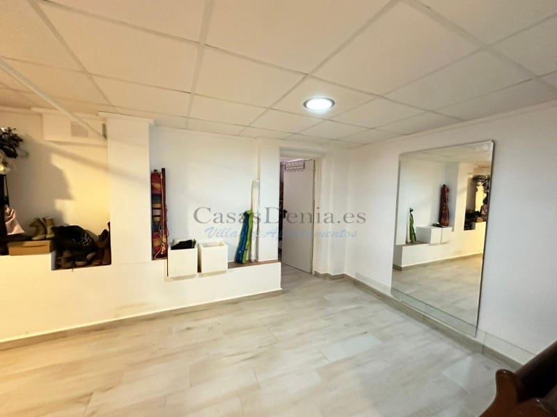 3 soveværelse Villa til salg i Denia med swimmingpool garage - € 735.000 (Ref: 10166595)