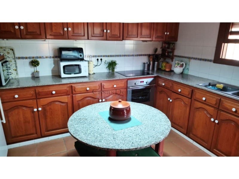 4 Zimmer Villa zu verkaufen in Denia mit Garage - 760.000 € (Ref: 10171448)