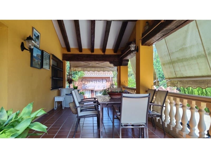 4 Zimmer Villa zu verkaufen in Denia mit Garage - 760.000 € (Ref: 10171448)