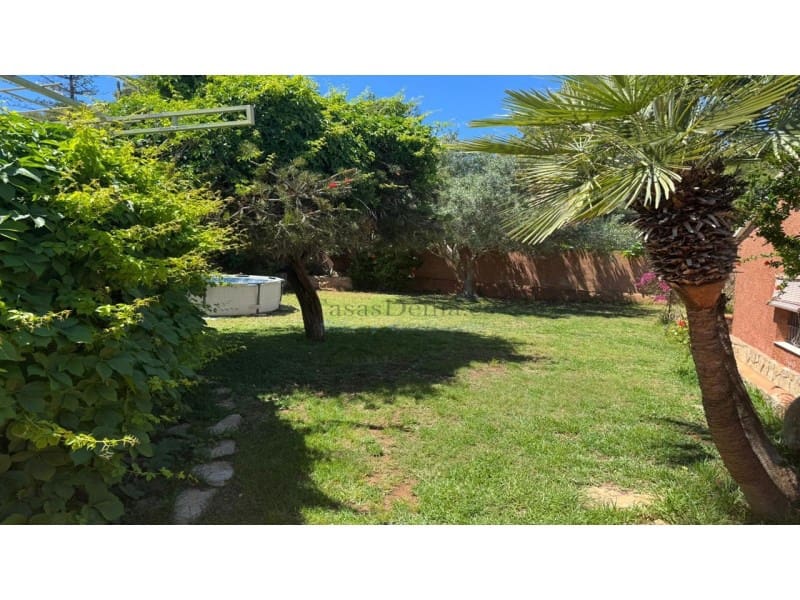 4 Zimmer Villa zu verkaufen in Denia mit Garage - 760.000 € (Ref: 10171448)