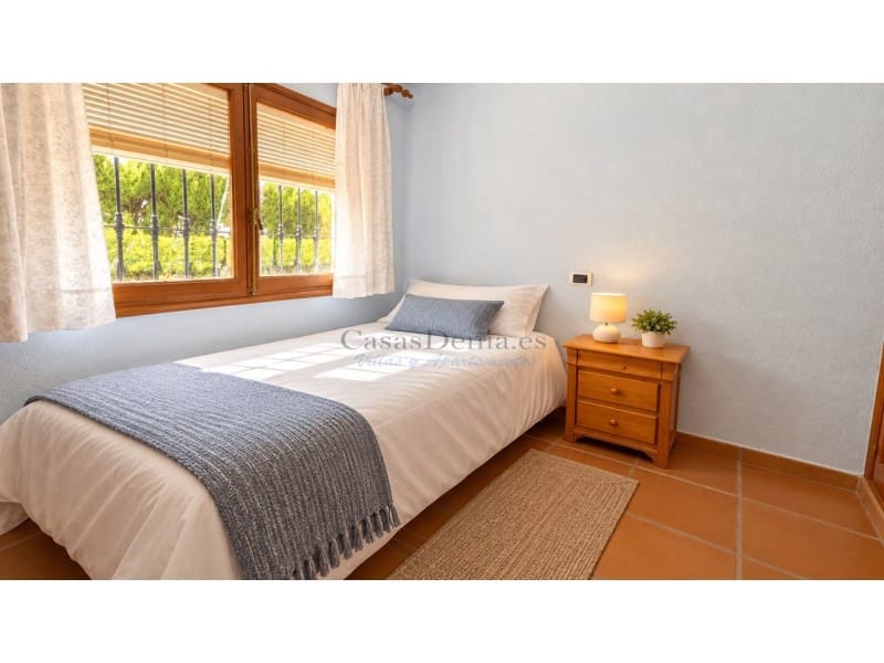 4 Zimmer Villa zu verkaufen in Denia mit Garage - 760.000 € (Ref: 10171448)
