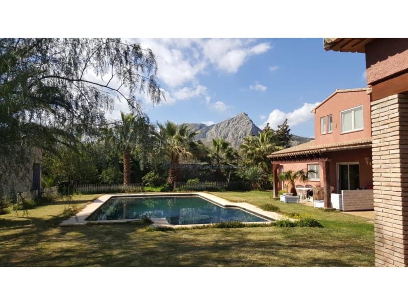 4 camera da letto Villa in vendita in Ondara con piscina garage - 779.000 € (Rif: 10177069)