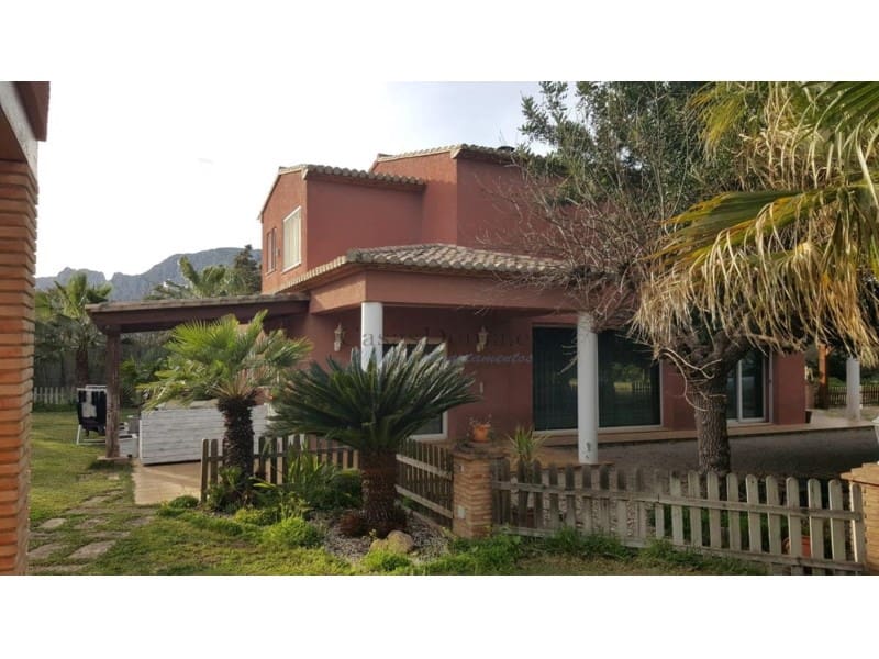4 camera da letto Villa in vendita in Ondara con piscina garage - 779.000 € (Rif: 10177069)